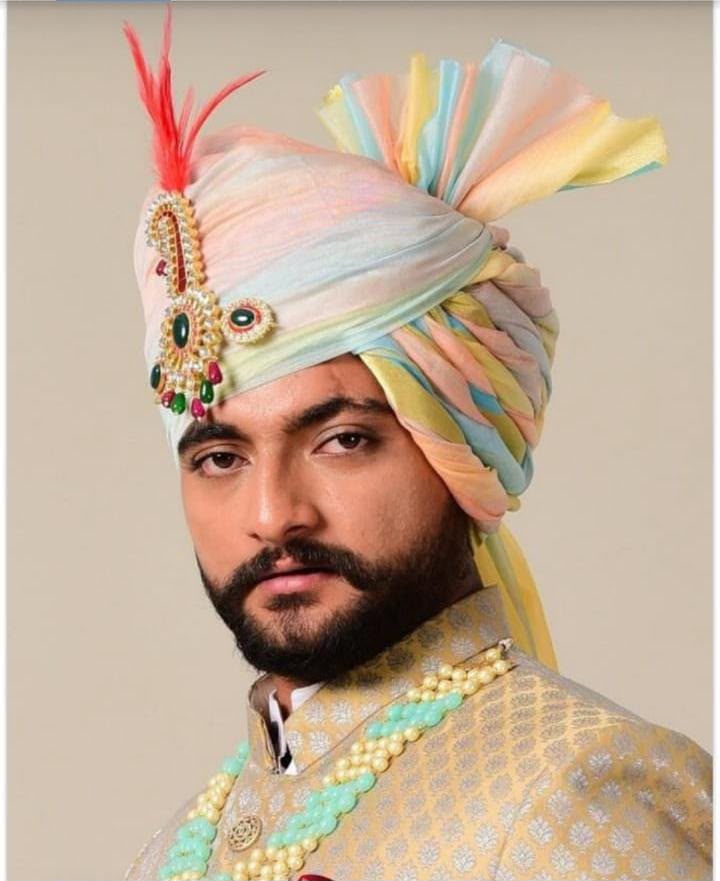 Traditional pagri design